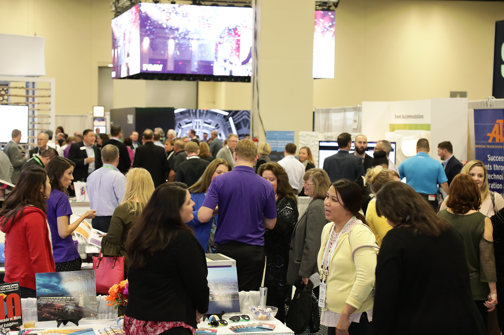 1_ExpoShowFloor